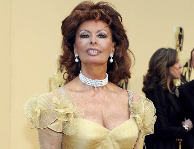 Није успео да заведе Софију Лорен, али на њега су биле слабе многе глумице: Све љубавне афере Кенедија